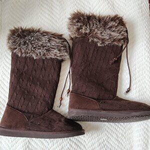 Faux fur knit boots - Chocolate
